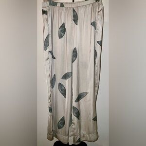 Calvin Tran silky wide leg pull on pants with a botanical looking print - large